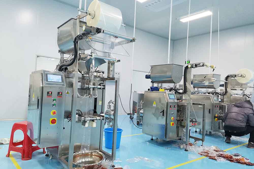 全自动火锅底料包装机用于火锅料、豆瓣酱、辣椒酱等等产品包装 全自动火锅底料包装机用于火锅料、豆瓣酱、辣椒酱等等产品包装