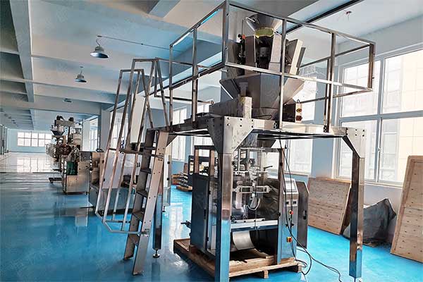 全自动燕麦片包装机,包装更精致更美观